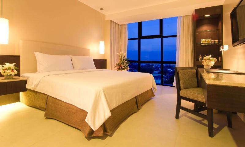 The B Hotel Alabang Muntinlupa City Exterior foto